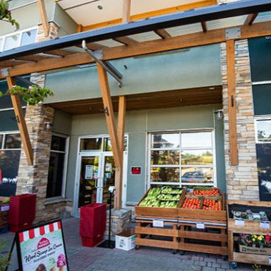 Red Barn Market Latoria