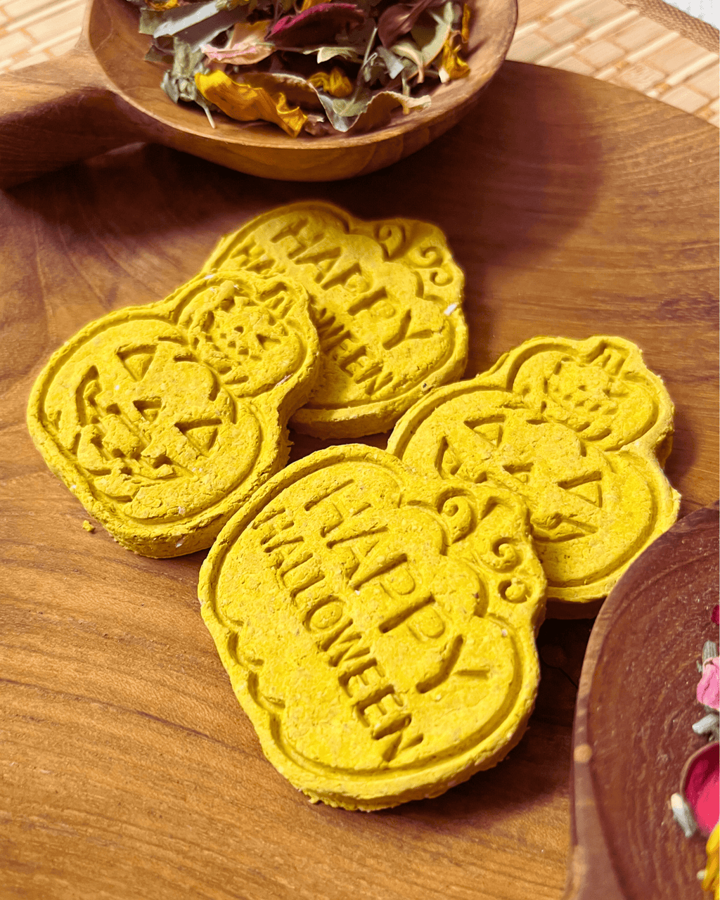 Spooky Bites — Halloween Cookies for Rabbits